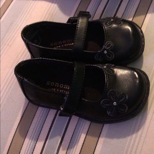Size 5 infant girls shoes